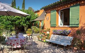 Bed And Breakfast Le Clos Des Oliviers À